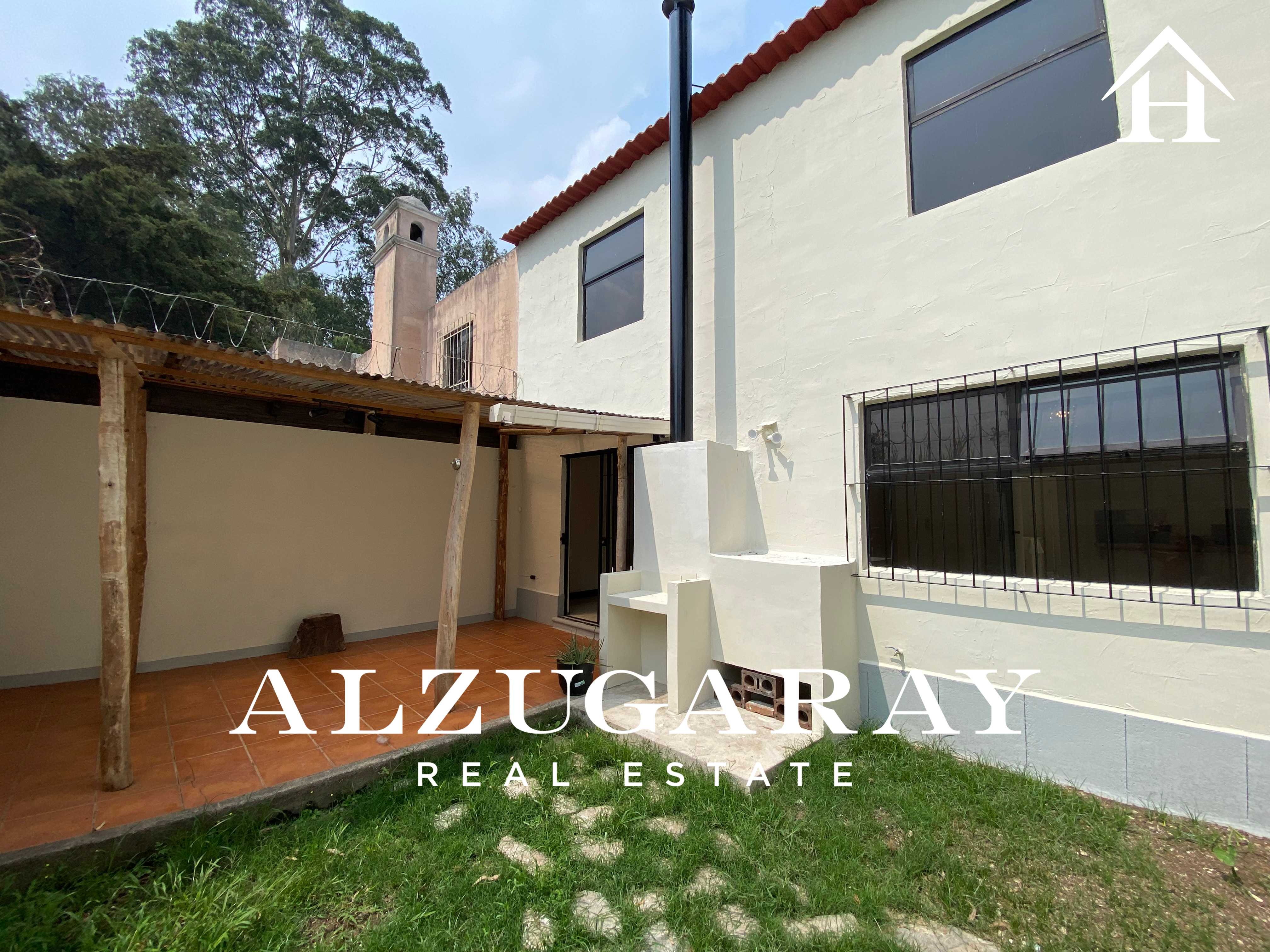 CASA REMODELADA EN COND. 3 HAB. / KM 21.5 CARR. A SALV.