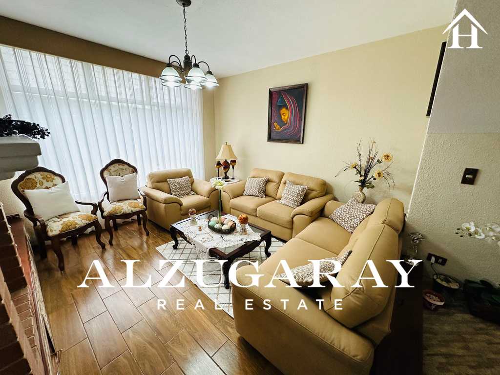 TOWNHOUSE, AMPLIO C/JARDIN 3 HAB. / COND. VILLA DE PINULA