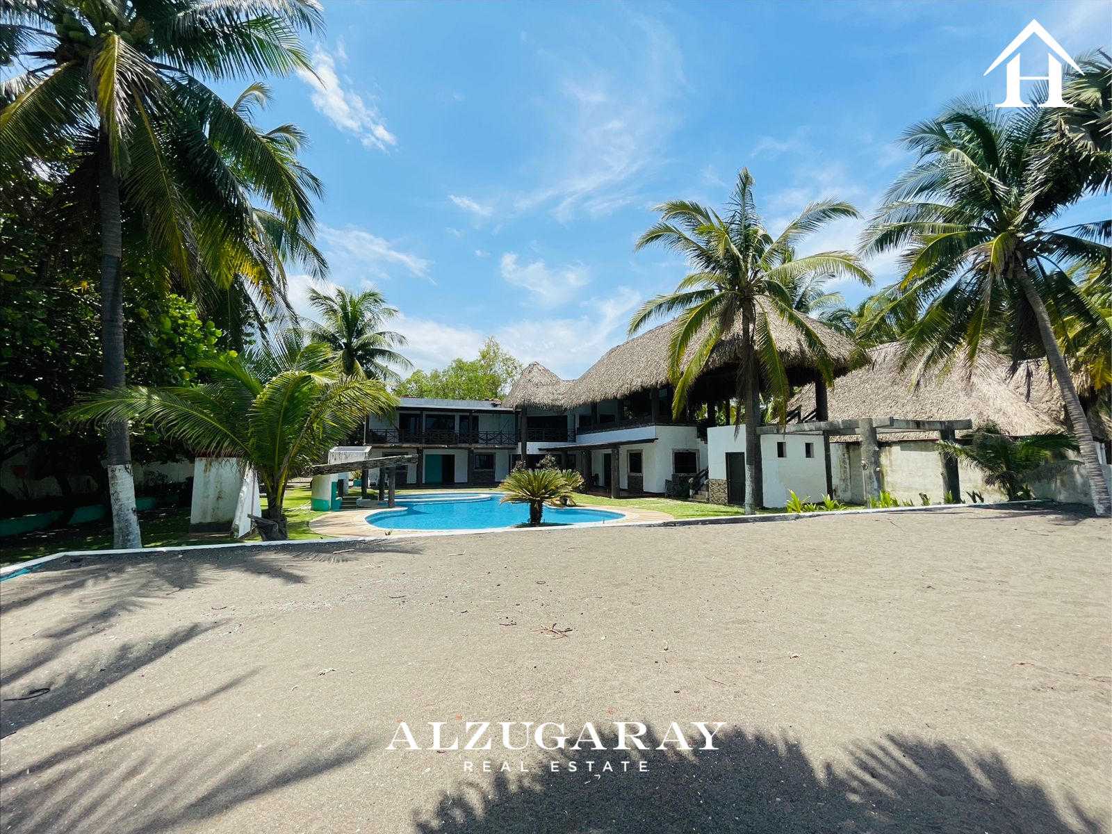 CASA AMUEBLADA FRENTE AL MAR 7 HAB./ KM 3.5 CARR MONTERRICO