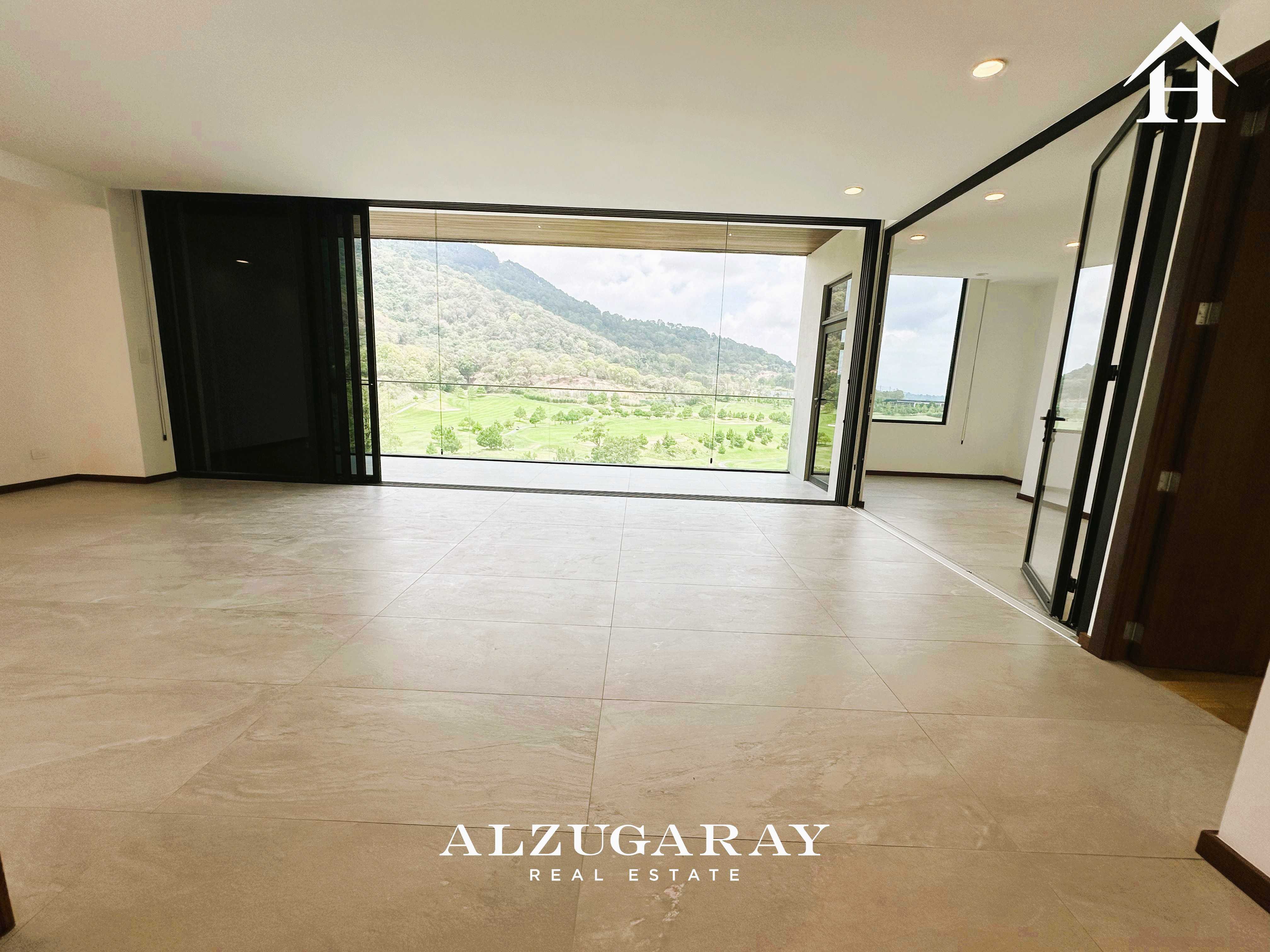 APTO. LOWER PH P/ESTRENAR - 3 HAB./ ED. SAUDE, PULTE GOLF
