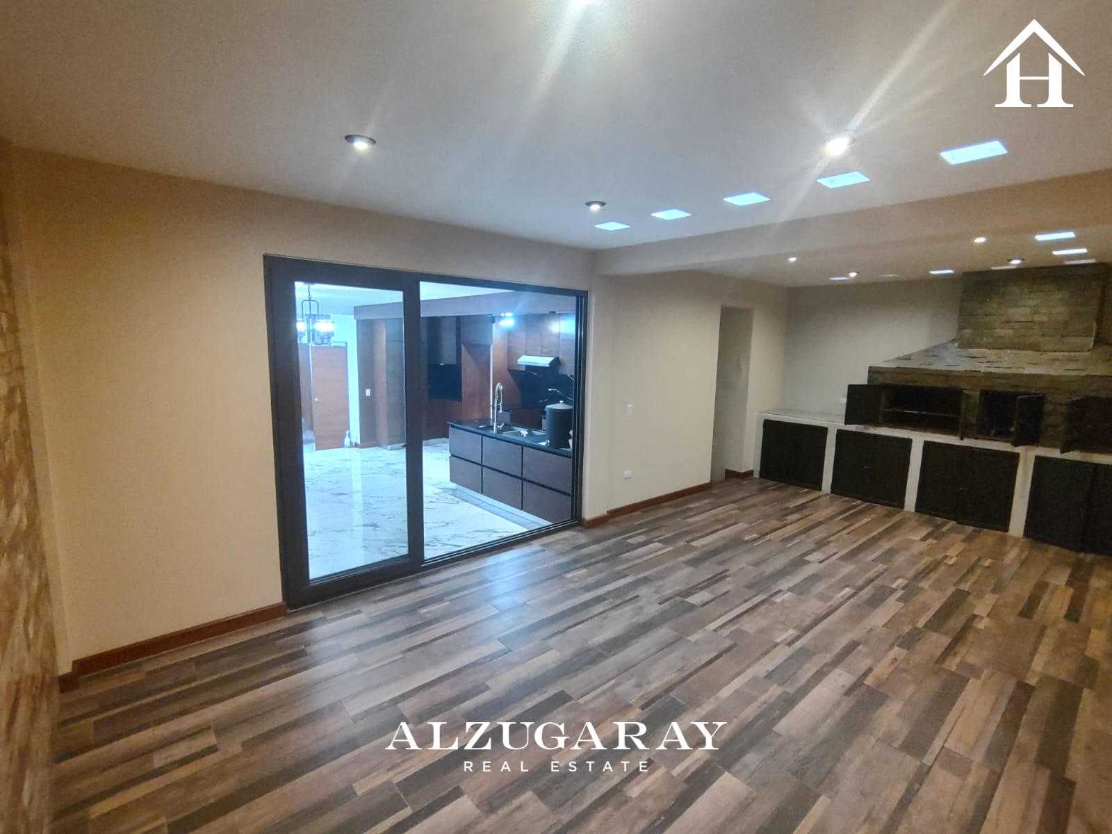 CASA MODERNA E ILUMINADA - 5 HAB/ SAN LUCAS SACATEPÉQUEZ