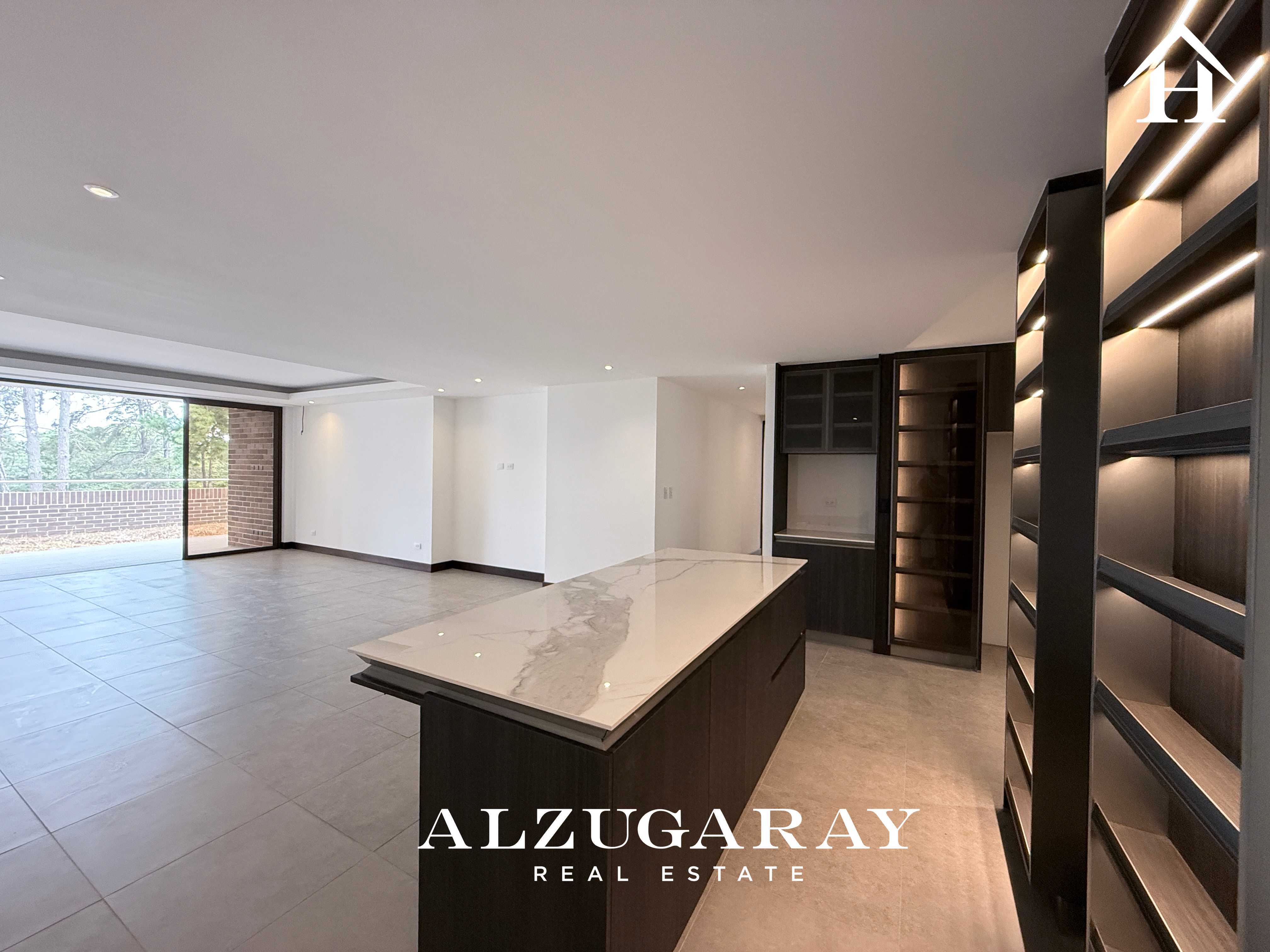 VILLA P/ESTRENAR CON JARDÍN -3 HAB. / SIENA SAN ISIDRO Z.16